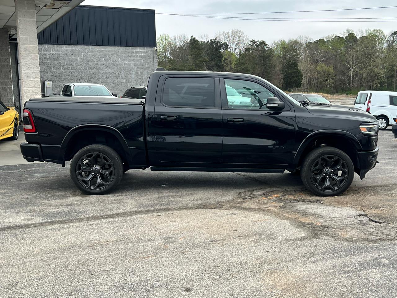 RAM 1500 Limited 4x2 Crew Cab 5'7" Box 2020