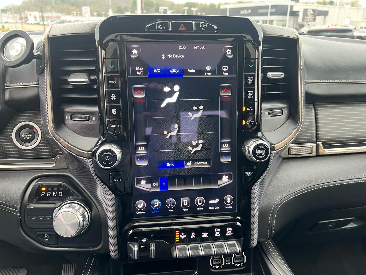 RAM 1500 Limited 4x2 Crew Cab 5'7" Box 2020