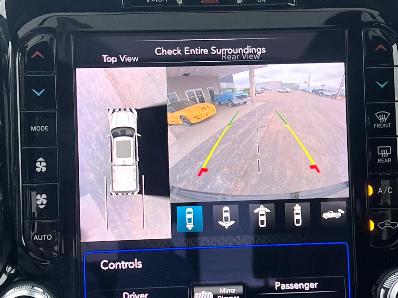 RAM 1500 Limited 4x2 Crew Cab 5'7" Box 2020