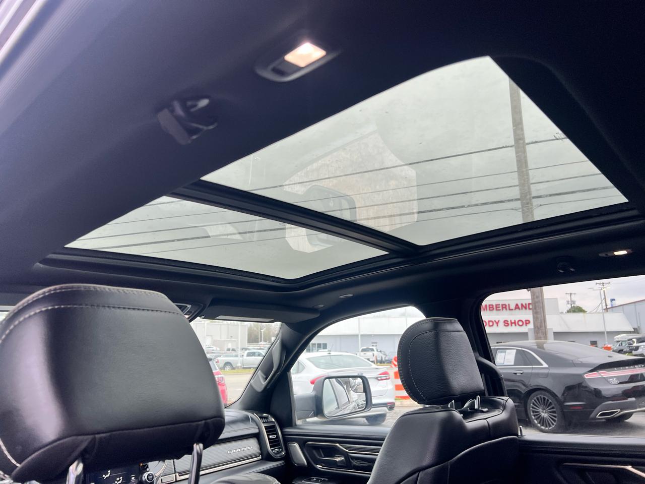 RAM 1500 Limited 4x2 Crew Cab 5'7" Box 2020