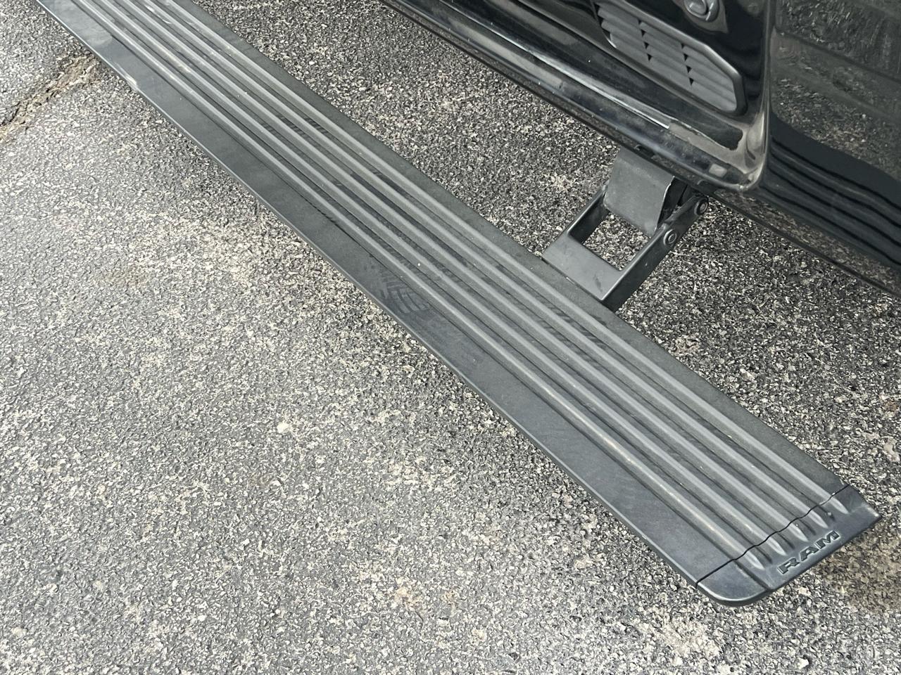 RAM 1500 Limited 4x2 Crew Cab 5'7" Box 2020