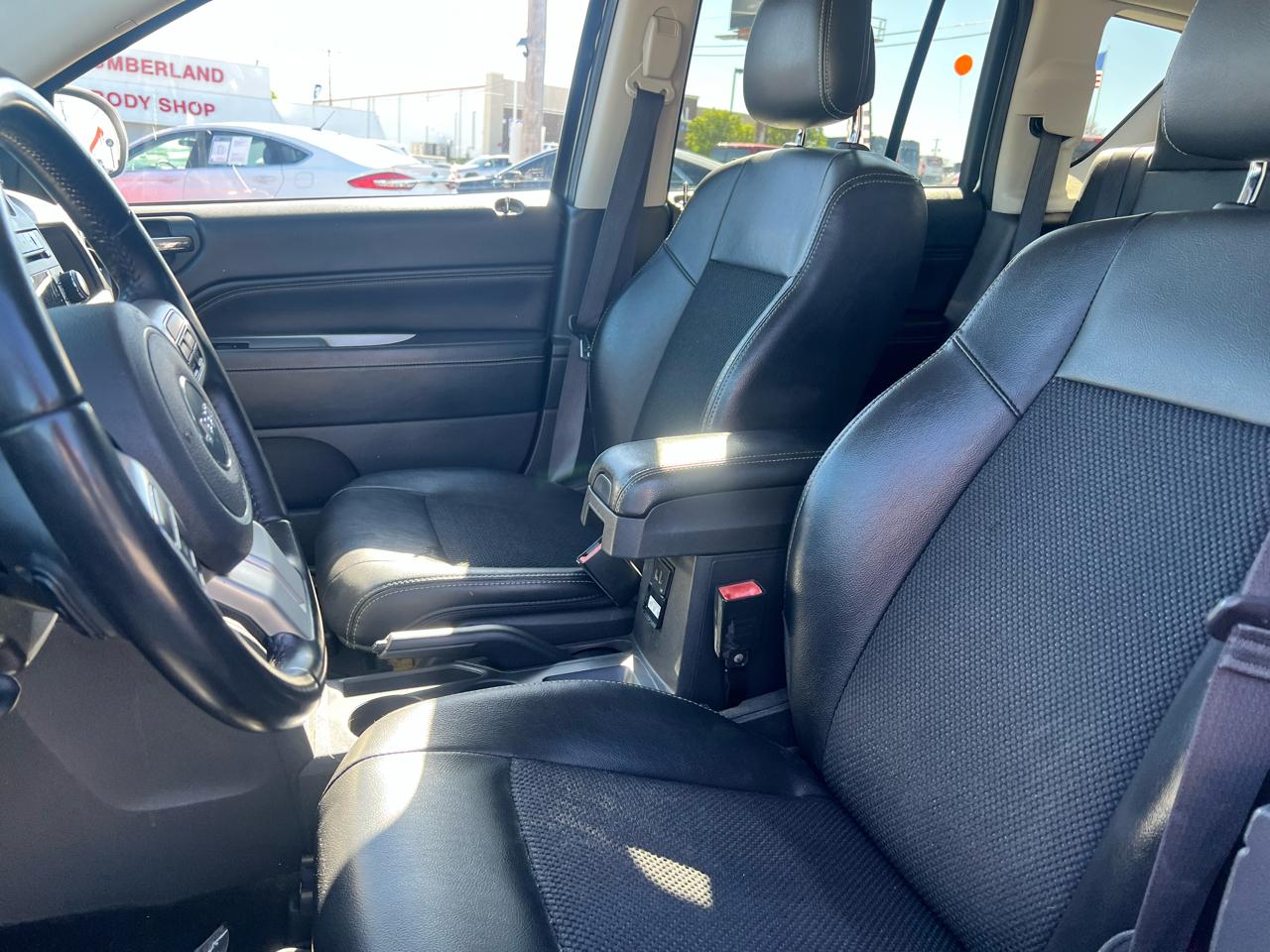 Jeep Compass Latitude 4x4 *Ltd Avail* 2017