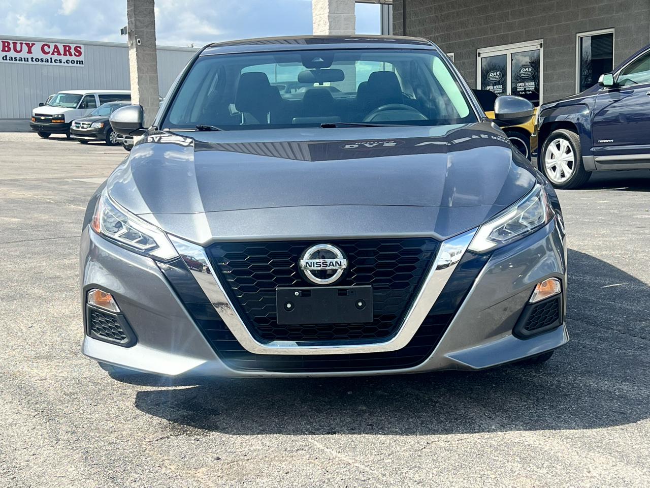 Nissan Altima 2.5 SV Sedan 2022