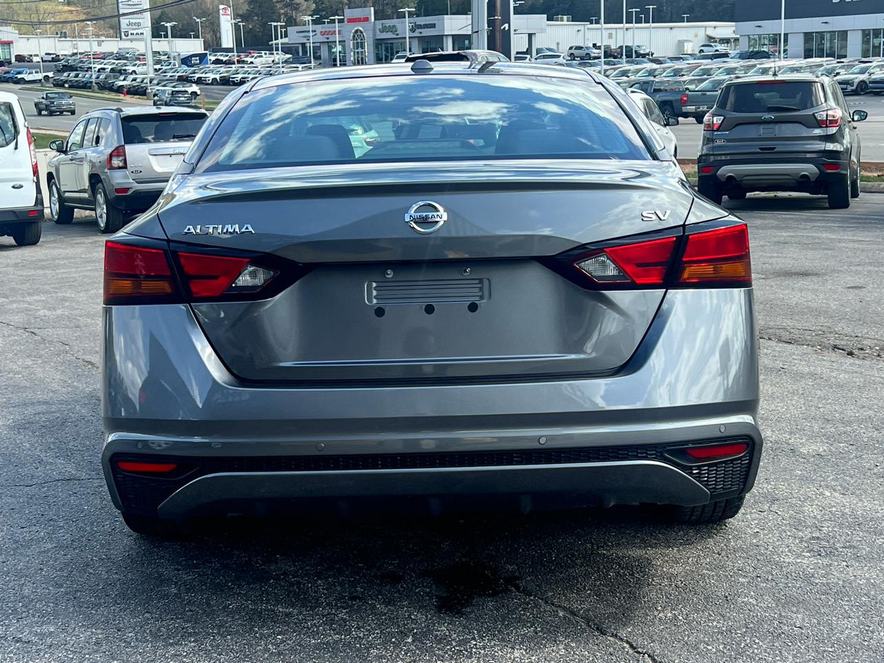 Nissan Altima 2.5 SV Sedan 2022