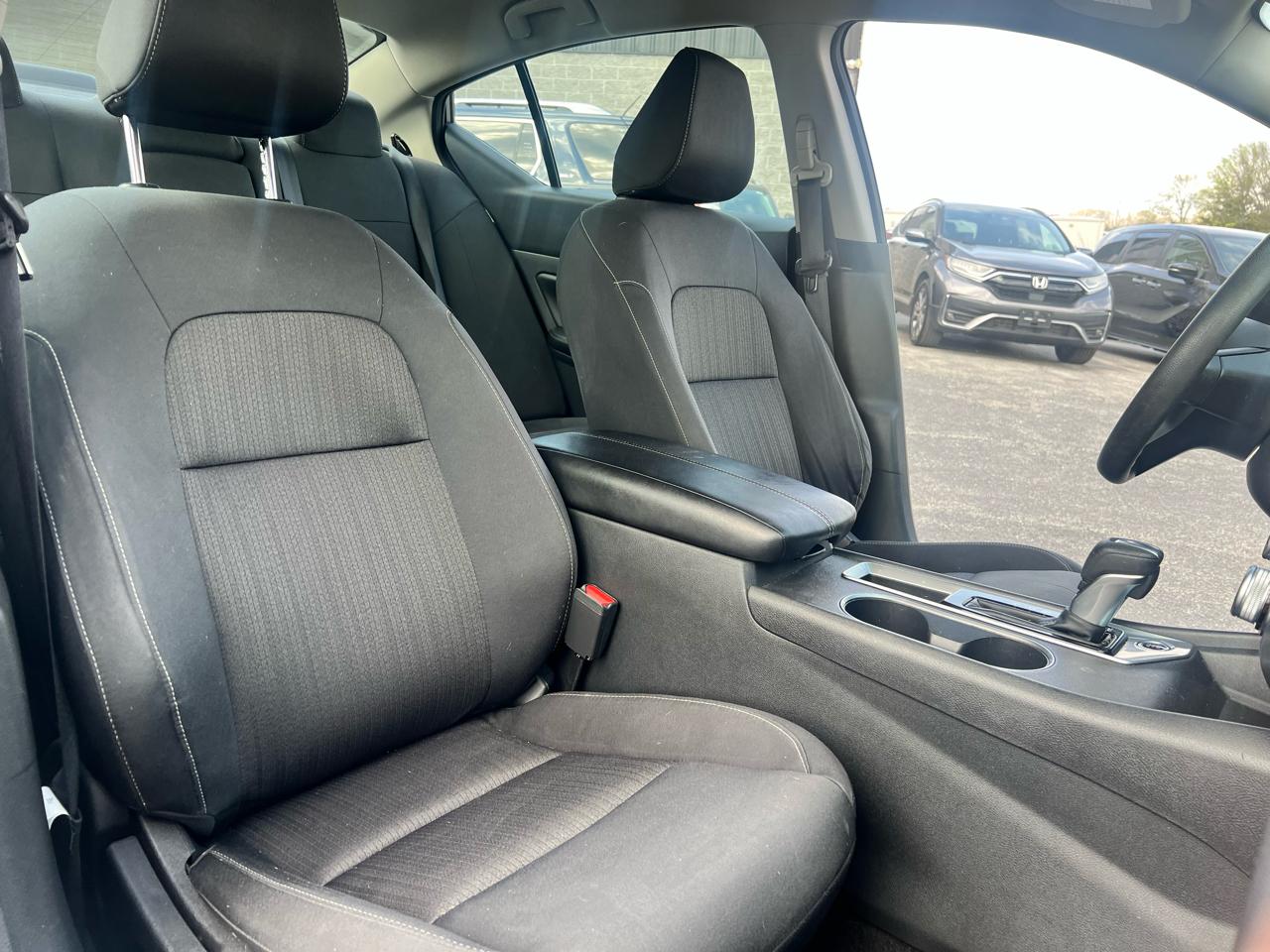 Nissan Altima 2.5 SV Sedan 2022