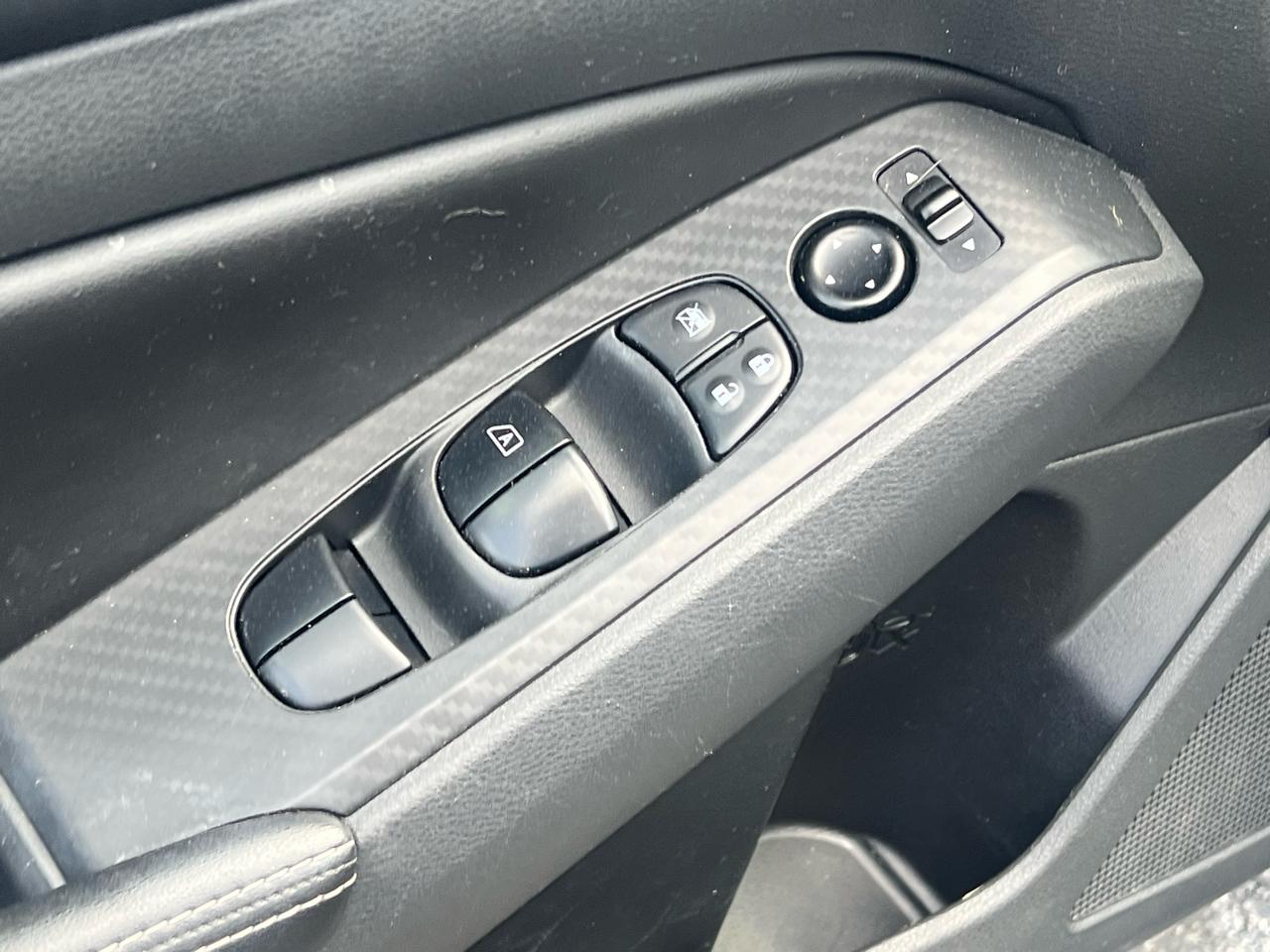 Nissan Altima 2.5 SV Sedan 2022