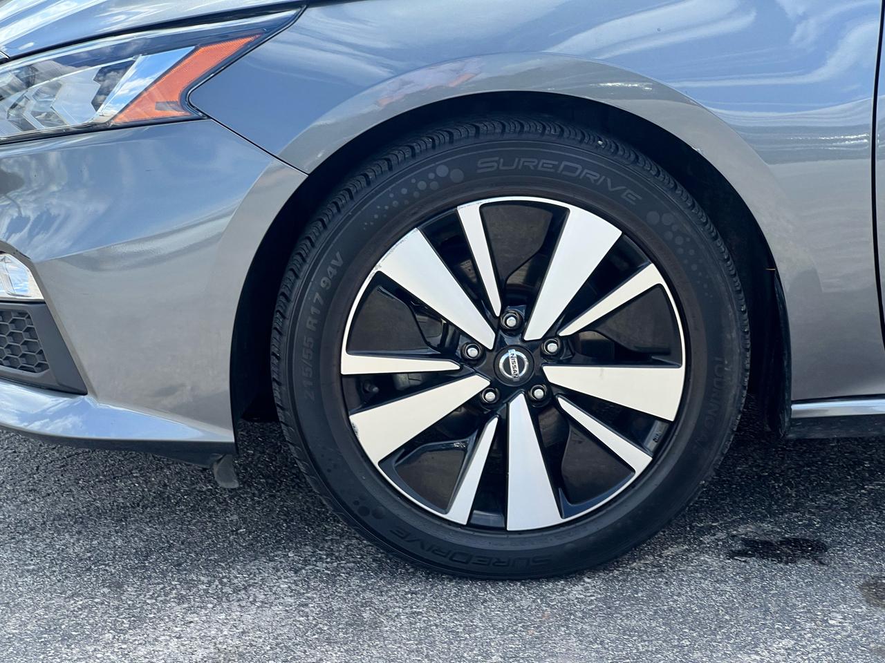 Nissan Altima 2.5 SV Sedan 2022