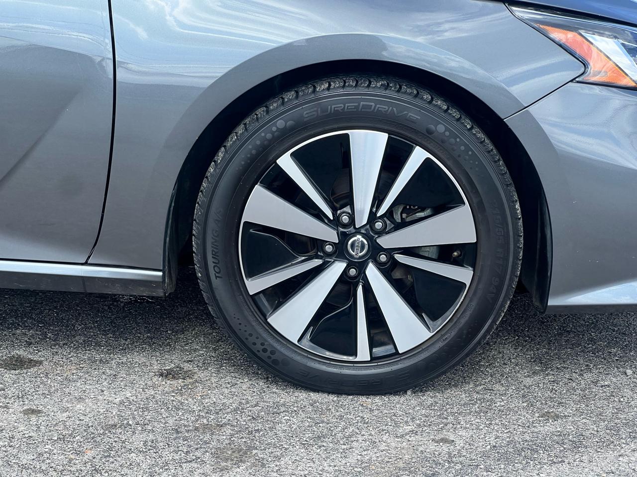 Nissan Altima 2.5 SV Sedan 2022