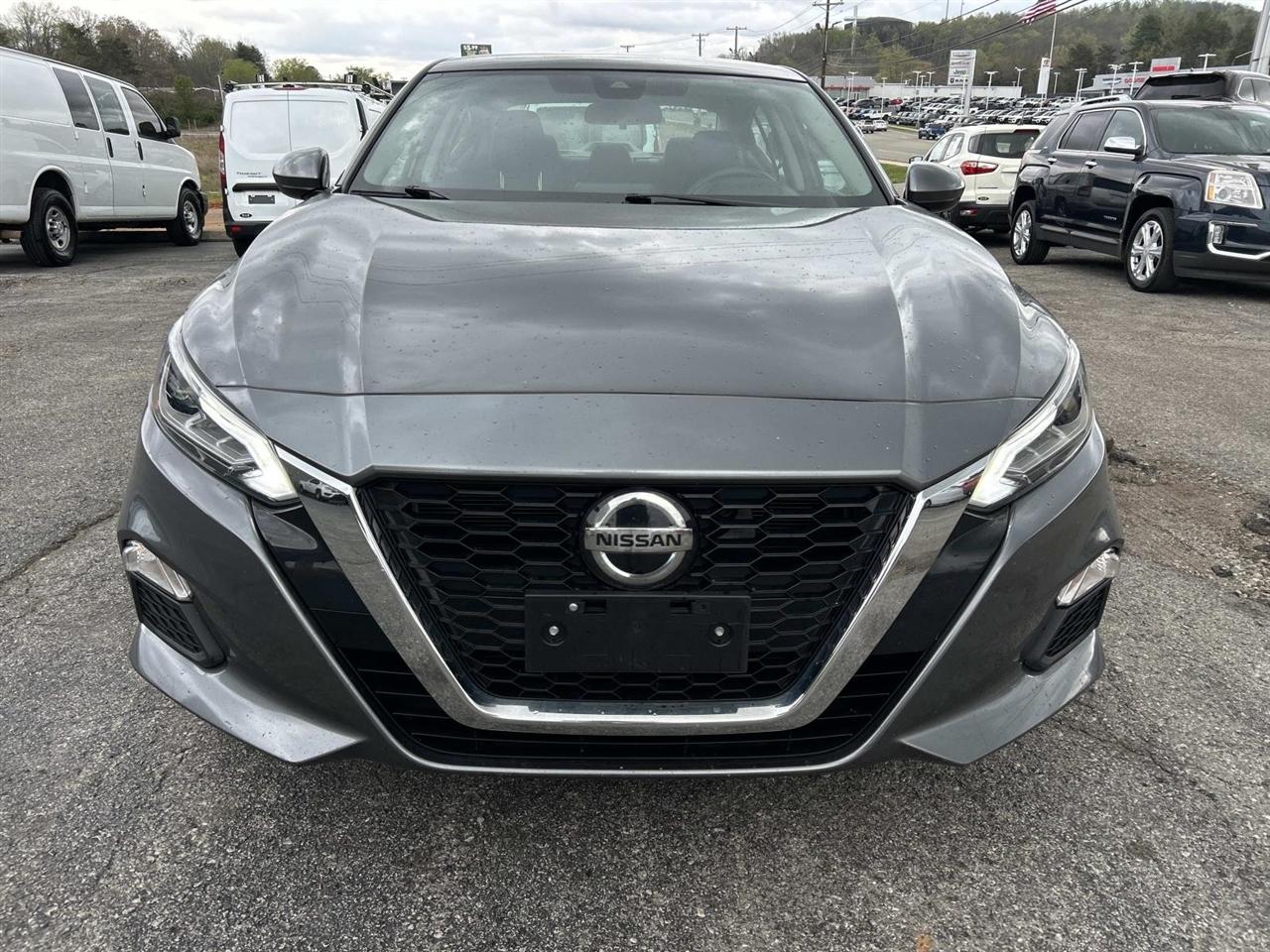 Nissan Altima 2.5 SV Sedan 2022