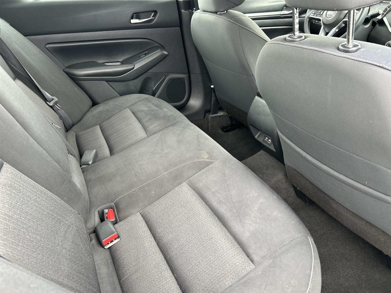 Nissan Altima 2.5 SV Sedan 2022