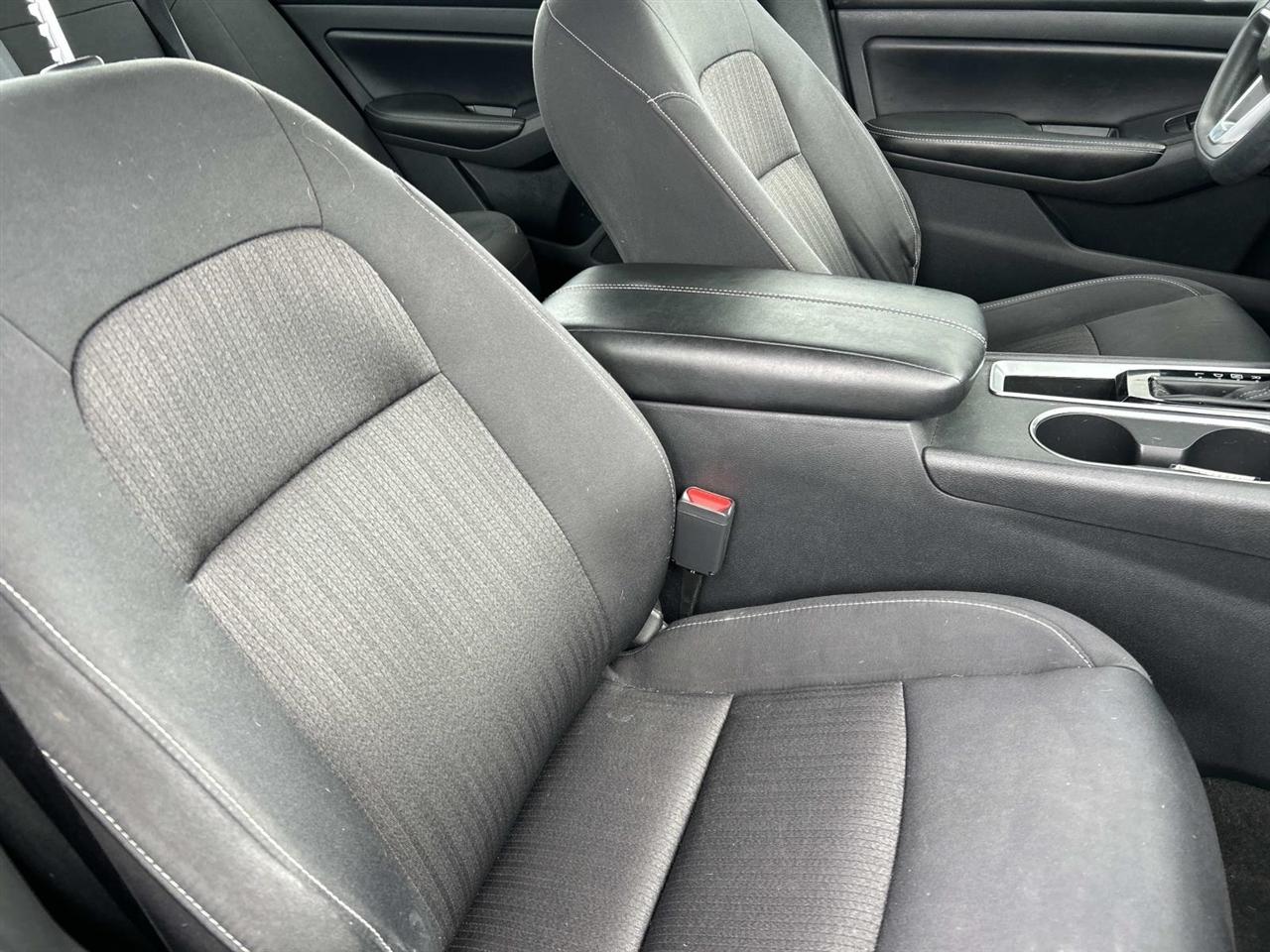 Nissan Altima 2.5 SV Sedan 2022