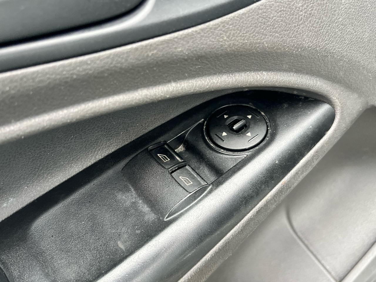 Ford Transit Connect Van XL LWB w/Rear Symmetrical Doors 2020