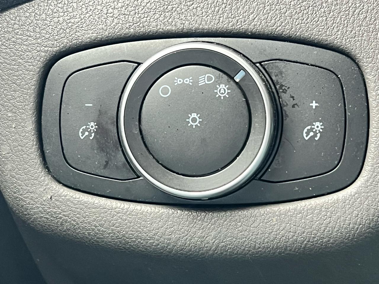 Ford Transit Connect Van XL LWB w/Rear Symmetrical Doors 2020