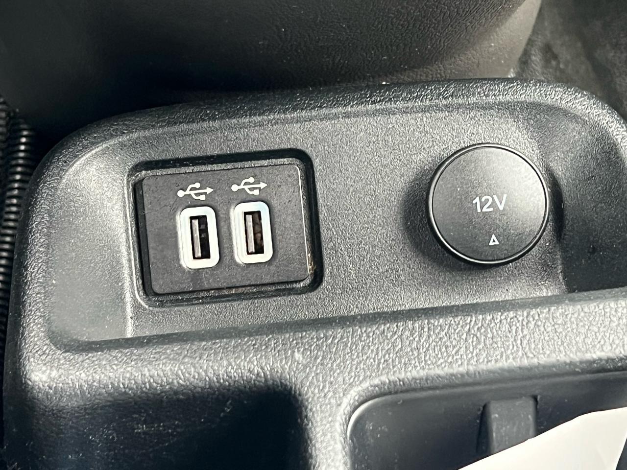 Ford Transit Connect Van XL LWB w/Rear Symmetrical Doors 2020