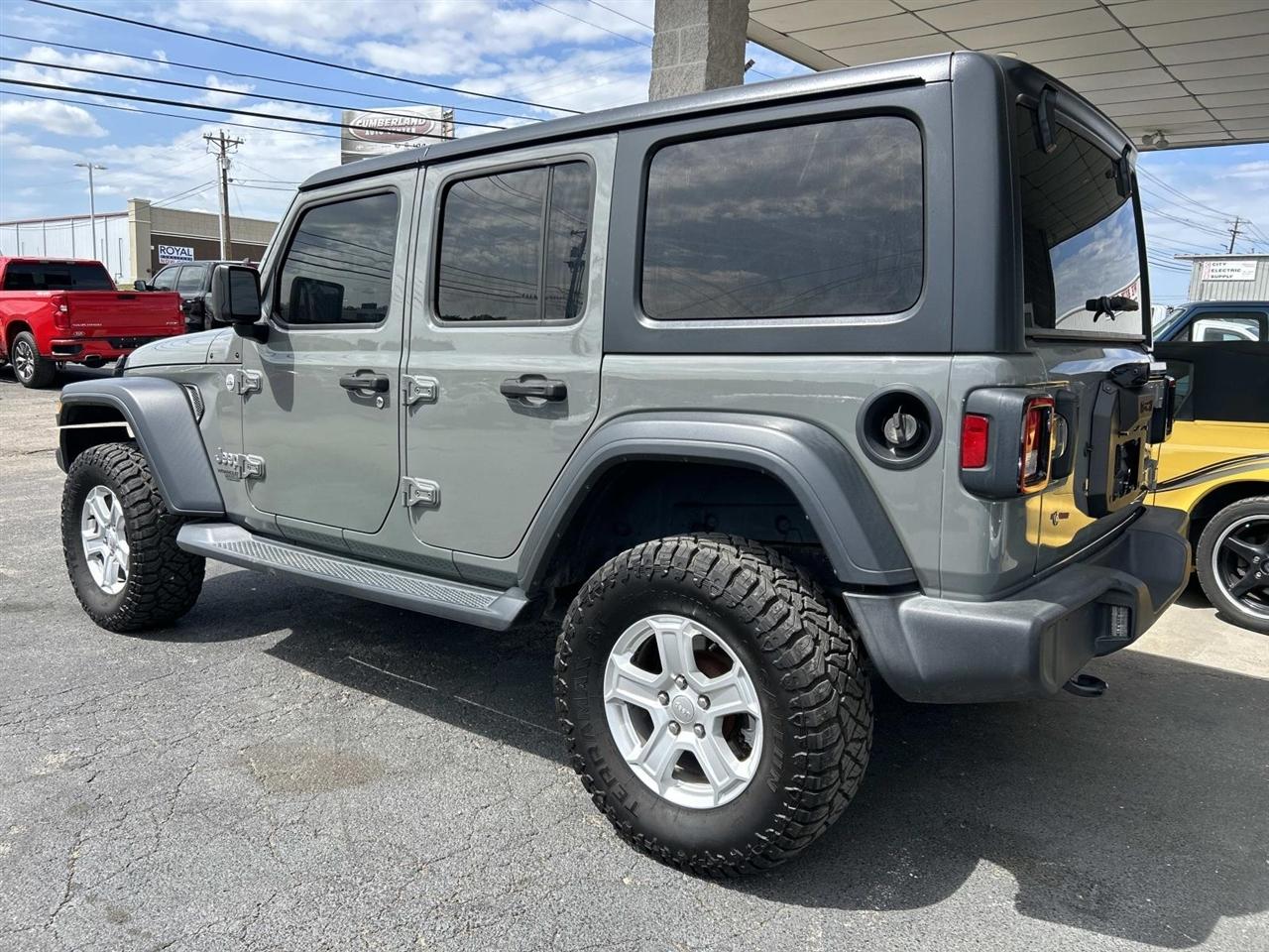 Jeep Wrangler Unlimited Sport S 4x4 2018