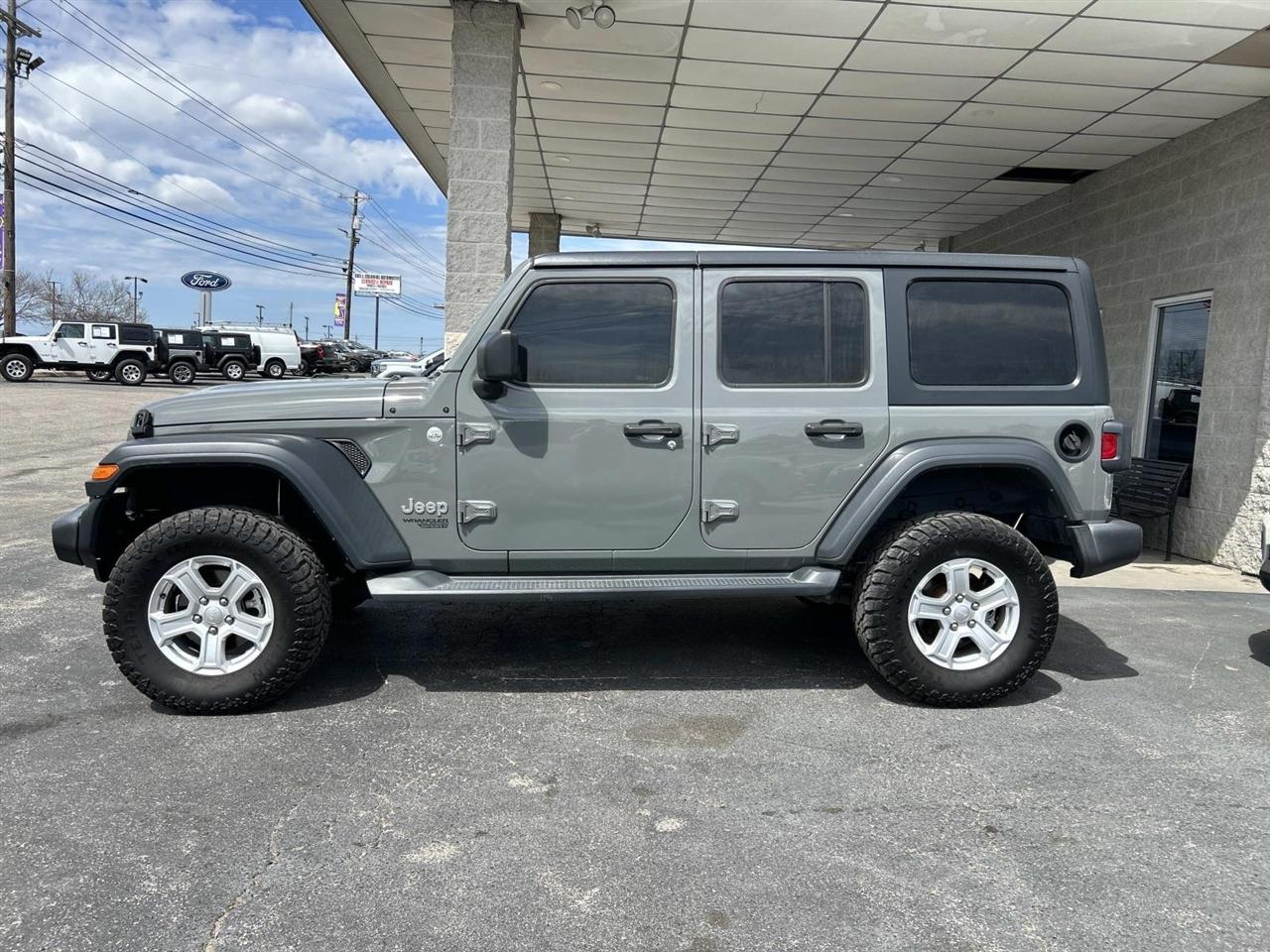 Jeep Wrangler Unlimited Sport S 4x4 2018