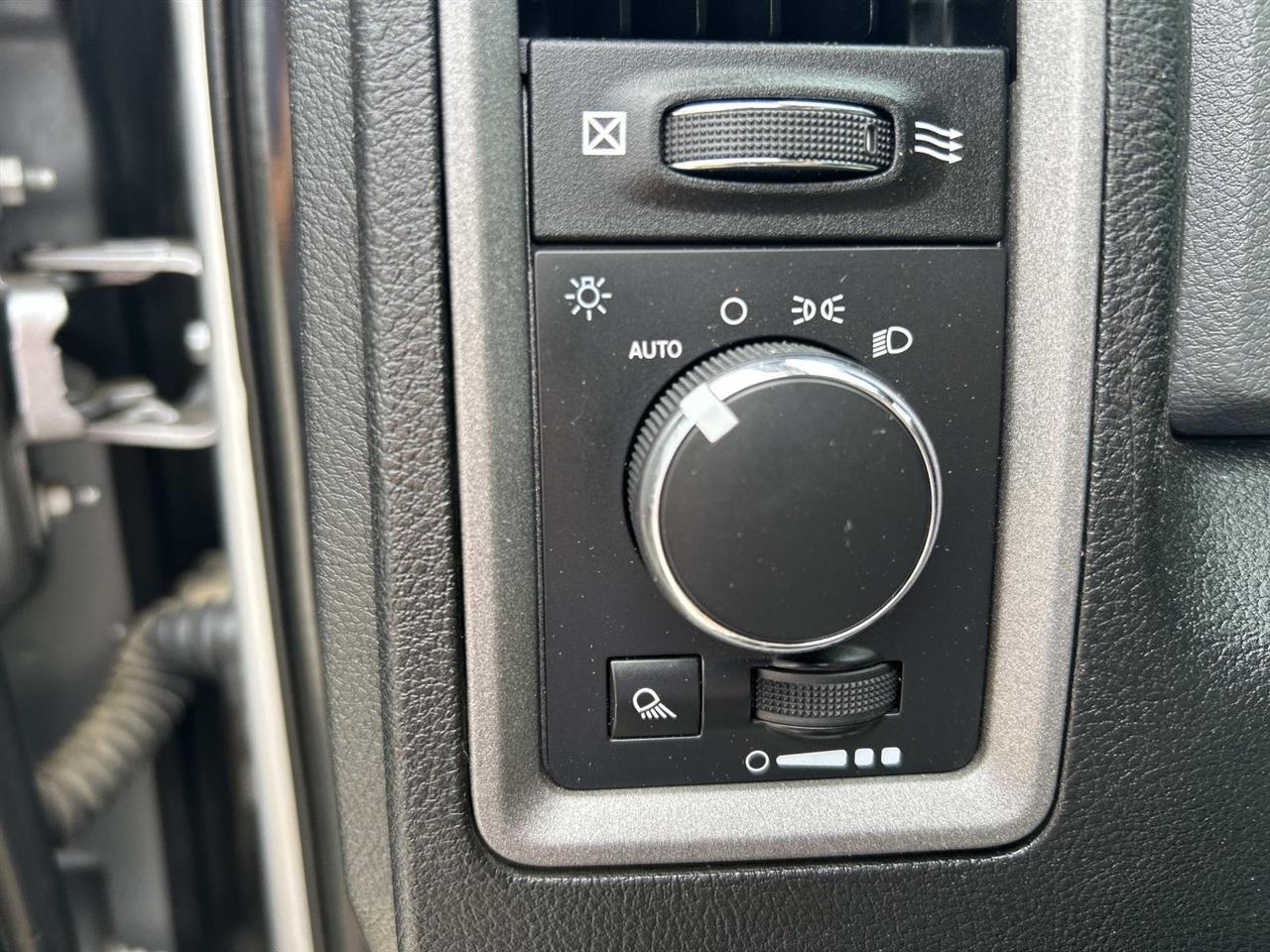 RAM 1500 Classic Tradesman 4x4 Quad Cab 6'4" Box 2020