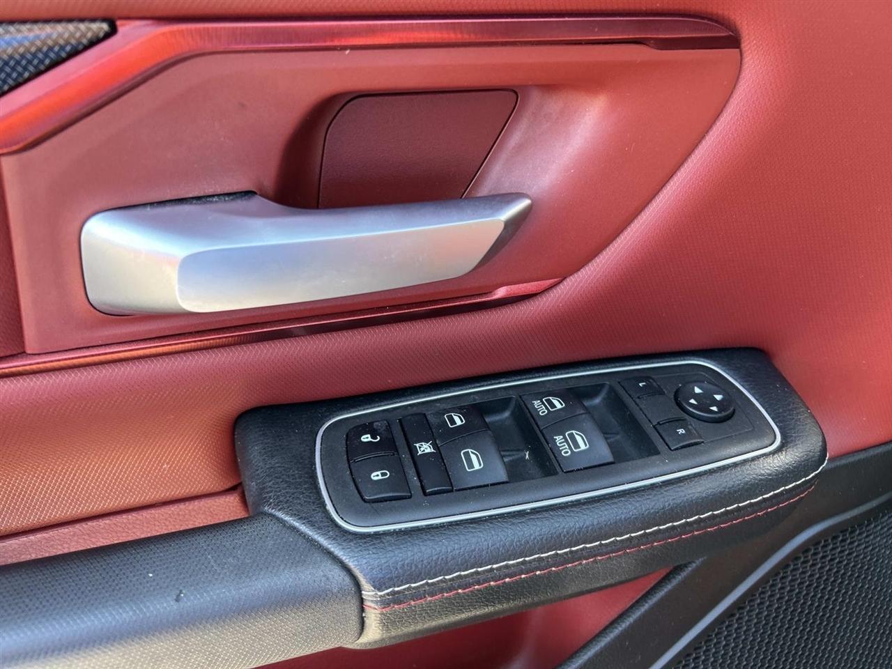 RAM 1500 Rebel 4x4 Crew Cab 5'7" Box 2022