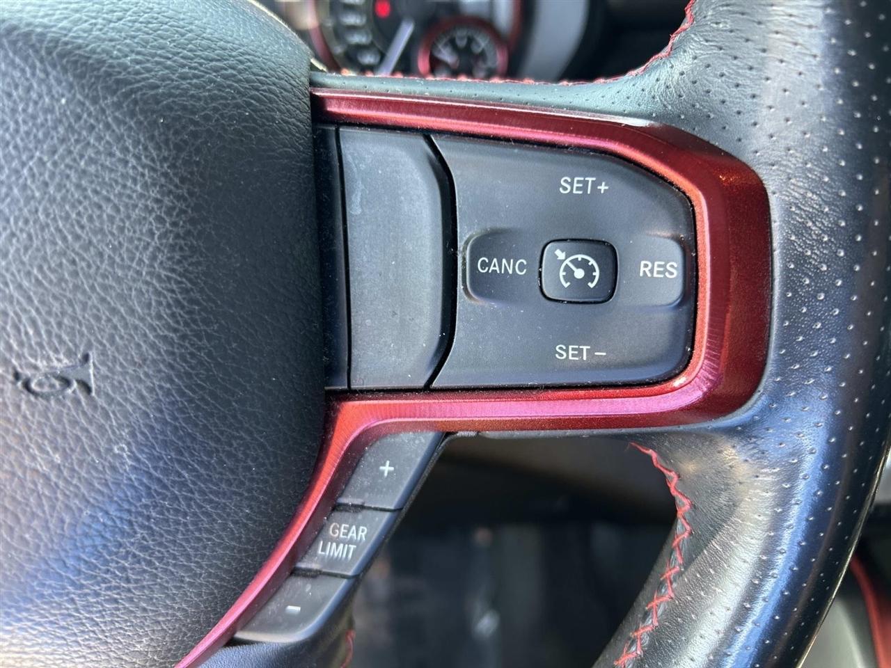 RAM 1500 Rebel 4x4 Crew Cab 5'7" Box 2022