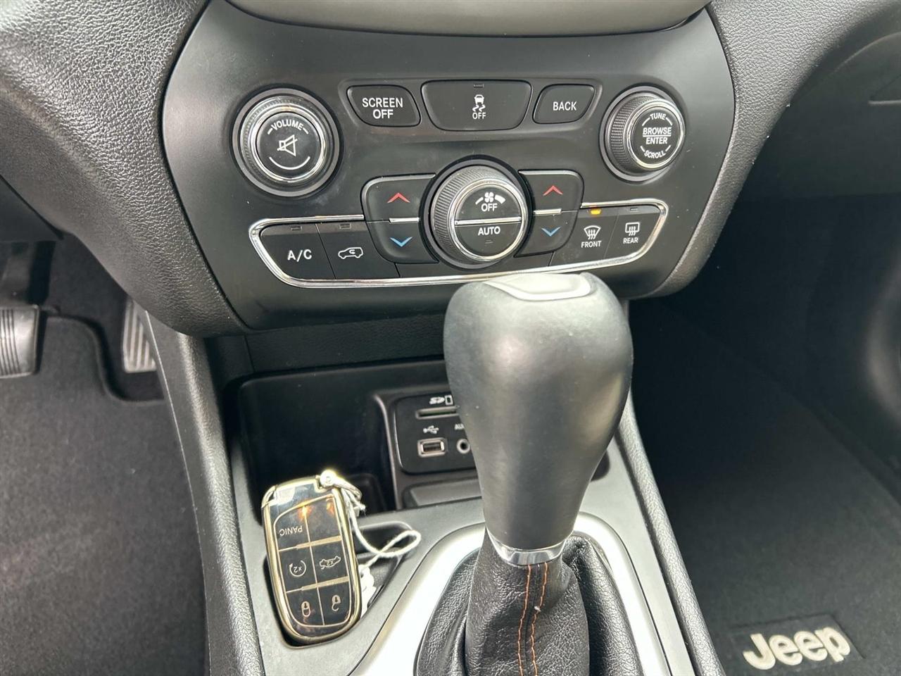 Jeep Cherokee Limited FWD 2018