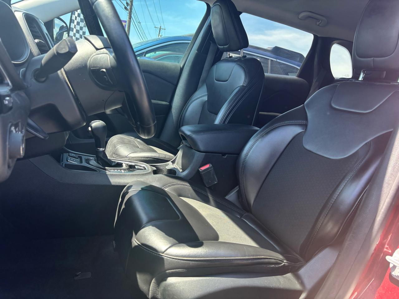 Jeep Cherokee Altitude FWD 2019