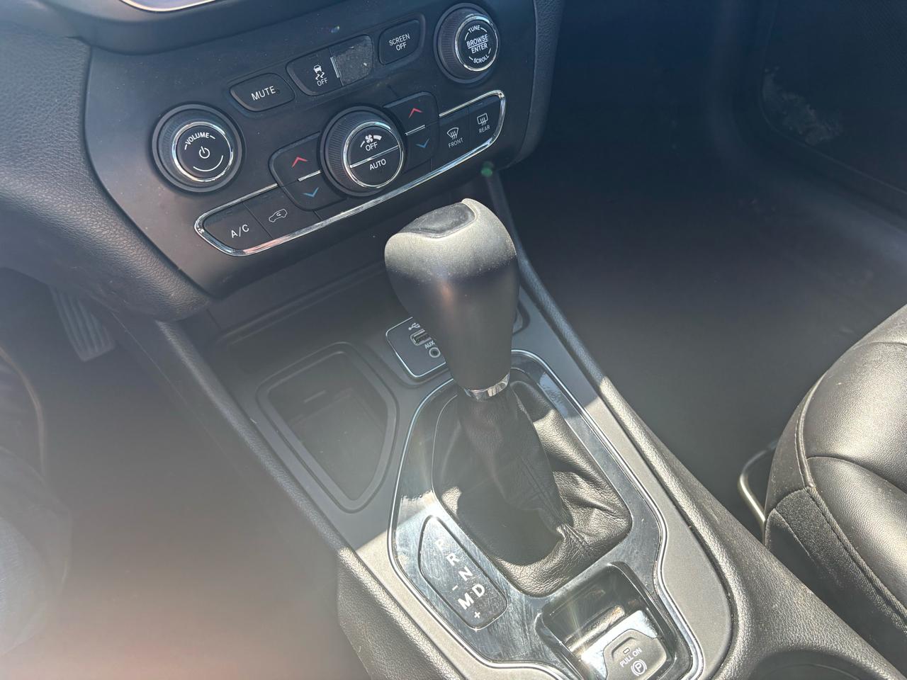 Jeep Cherokee Altitude FWD 2019