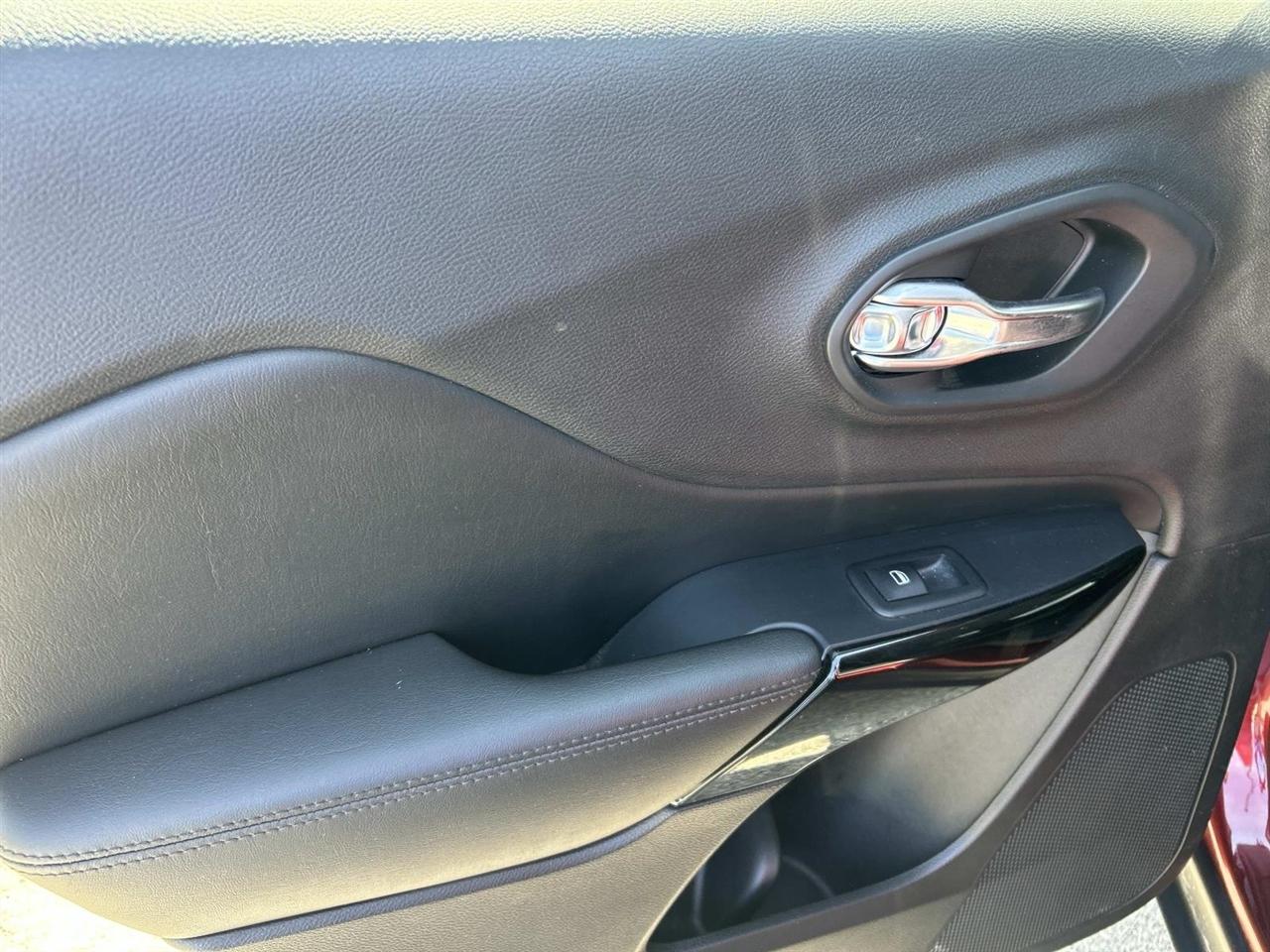 Jeep Cherokee Altitude FWD 2019