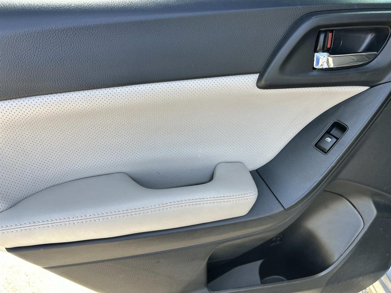 Subaru Forester 4dr Auto 2.5i Limited PZEV 2014