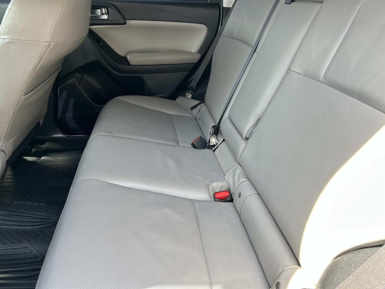 Subaru Forester 4dr Auto 2.5i Limited PZEV 2014