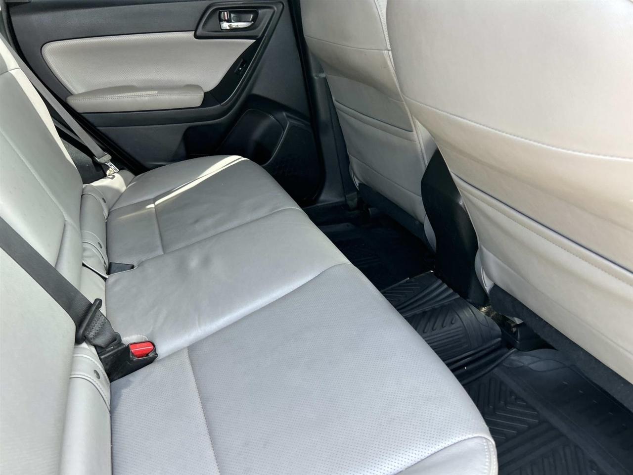 Subaru Forester 4dr Auto 2.5i Limited PZEV 2014