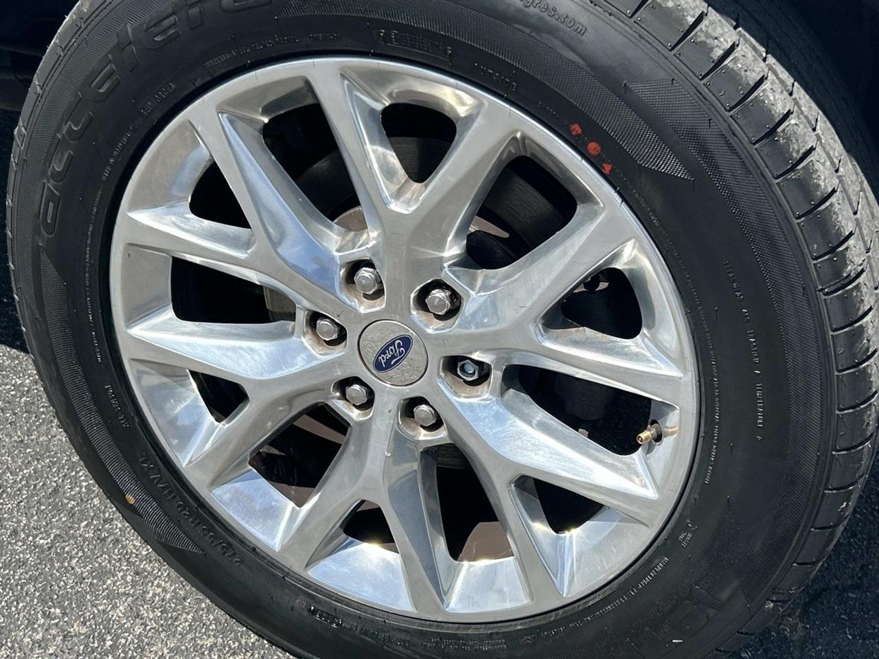 Ford Expedition EL 2WD 4dr Limited 2016