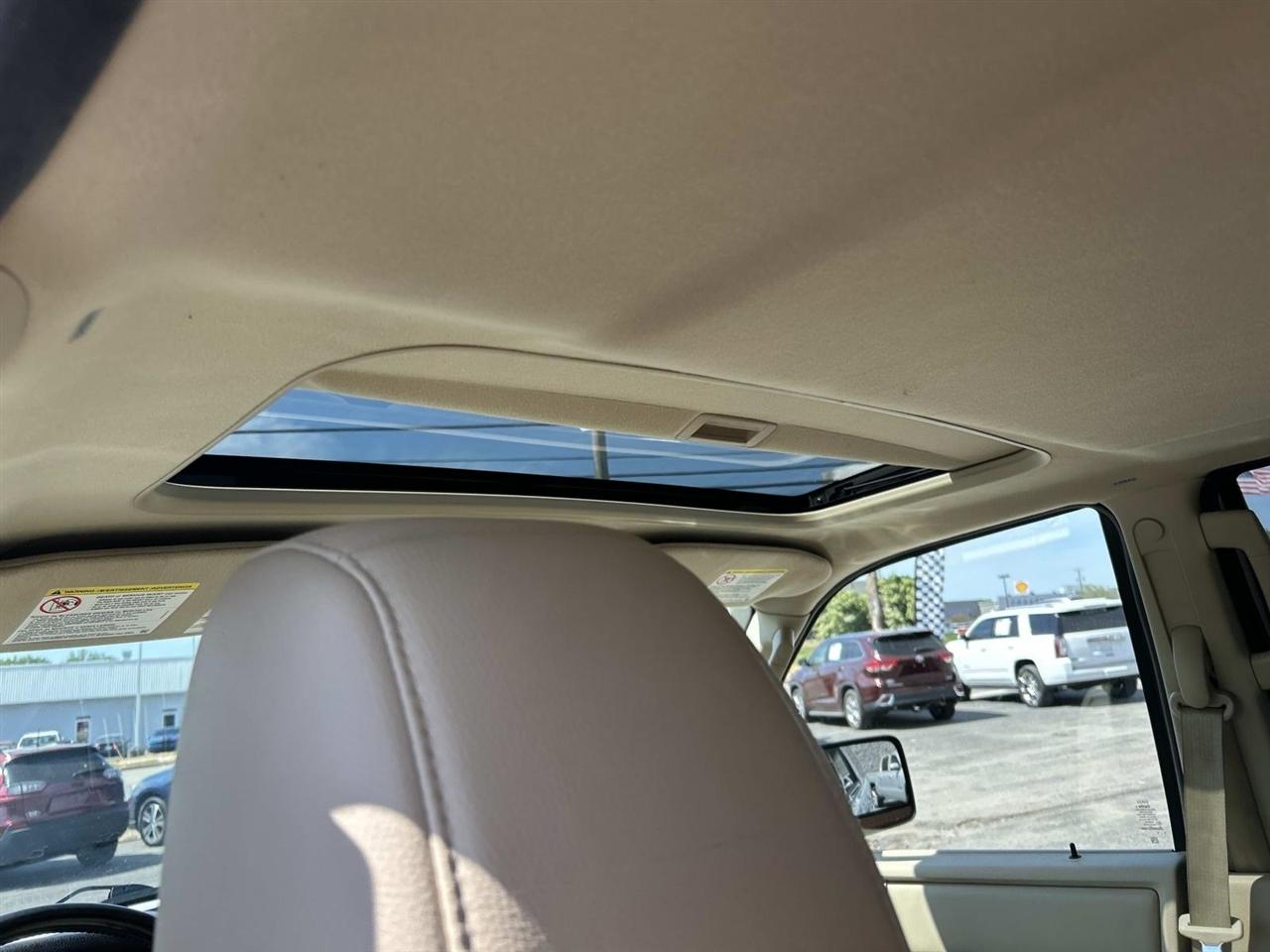 Ford Expedition EL 2WD 4dr Limited 2016