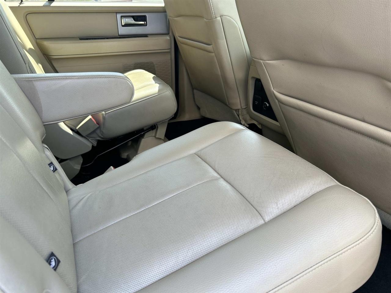 Ford Expedition EL 2WD 4dr Limited 2016