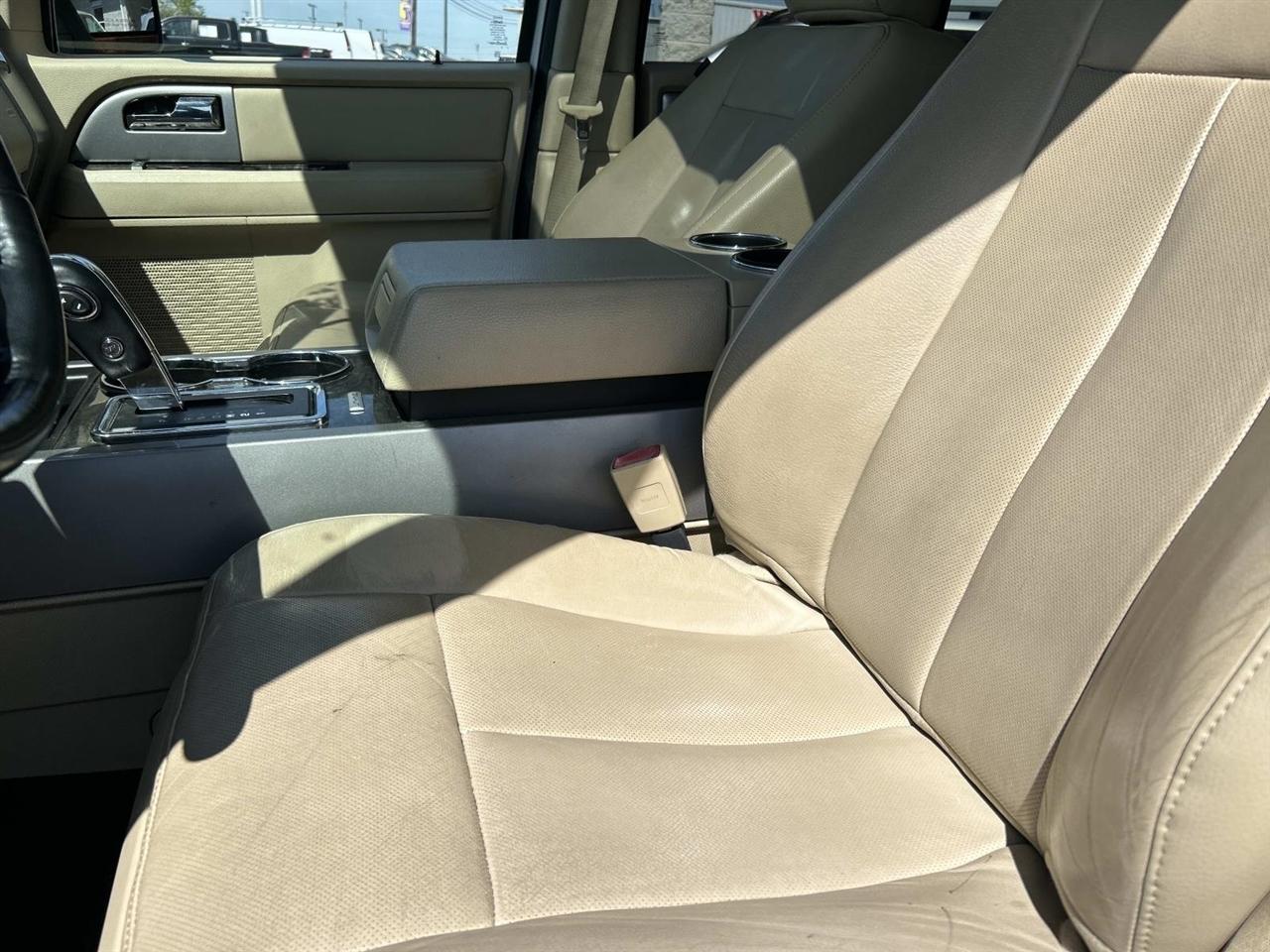 Ford Expedition EL 2WD 4dr Limited 2016
