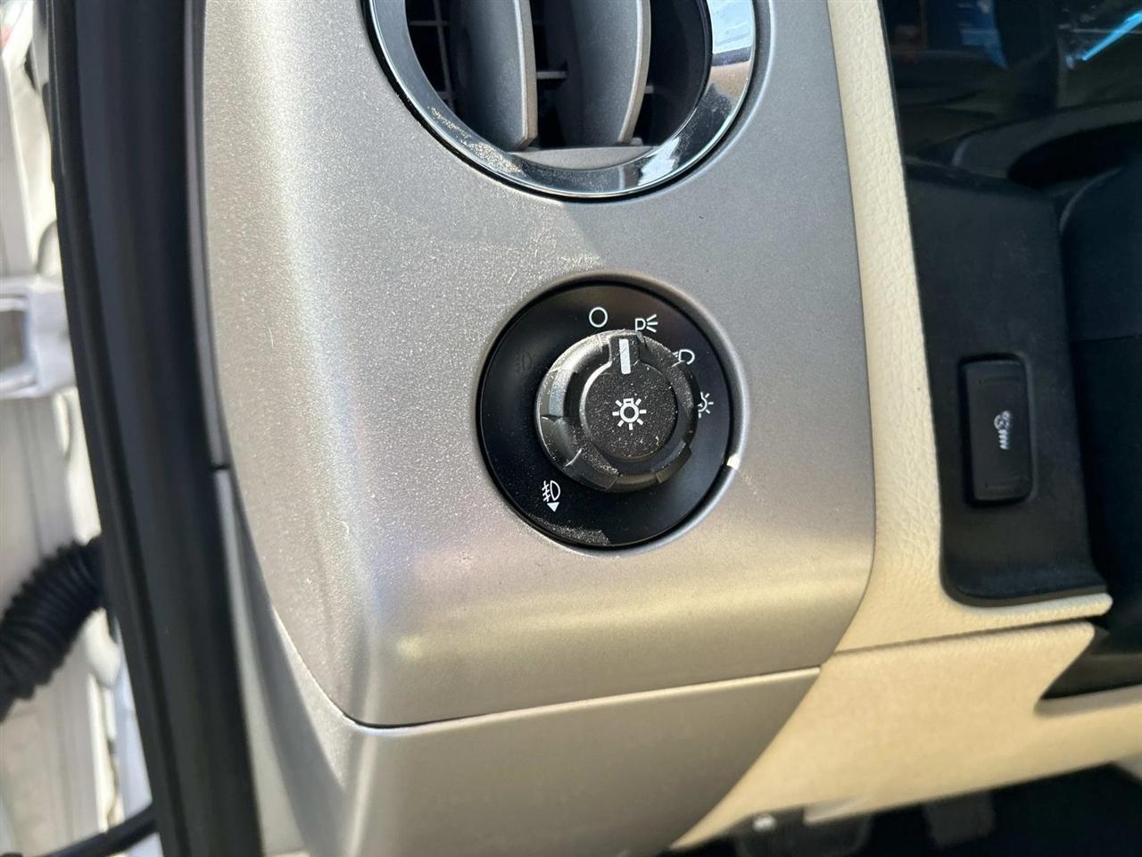 Ford Expedition EL 2WD 4dr Limited 2016