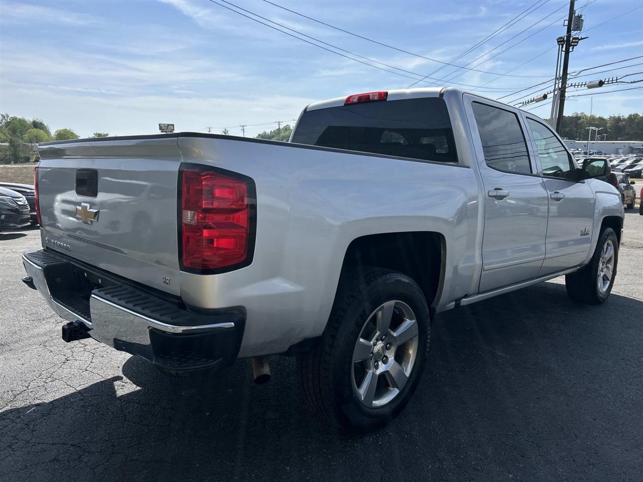 Chevrolet Silverado 1500 2WD Crew Cab 143.5" LT w/1LT 2018