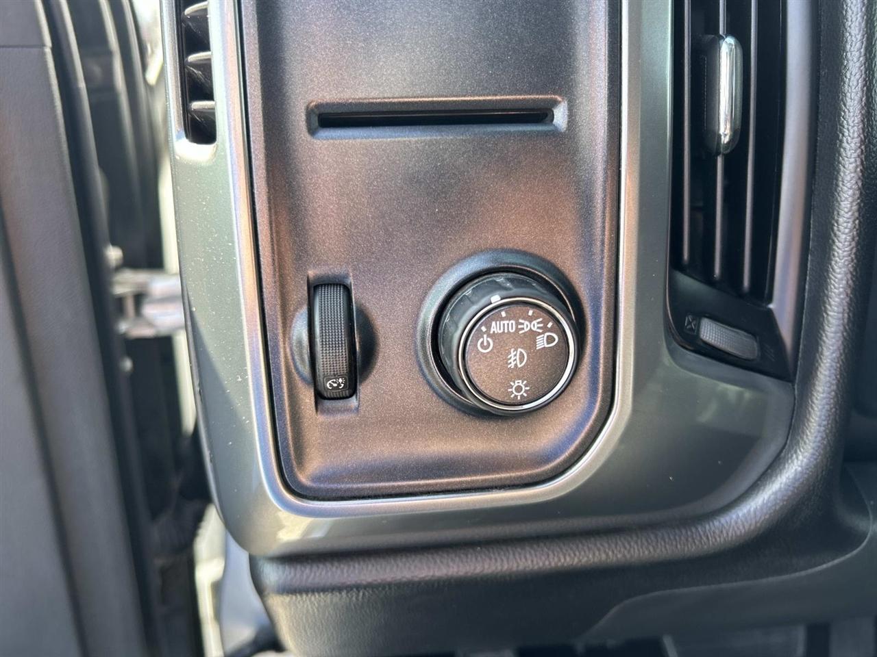 Chevrolet Silverado 1500 2WD Crew Cab 143.5" LT w/1LT 2018