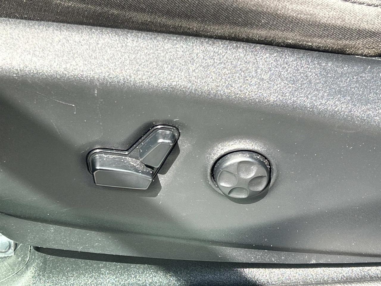 Chrysler Pacifica Touring FWD 2020
