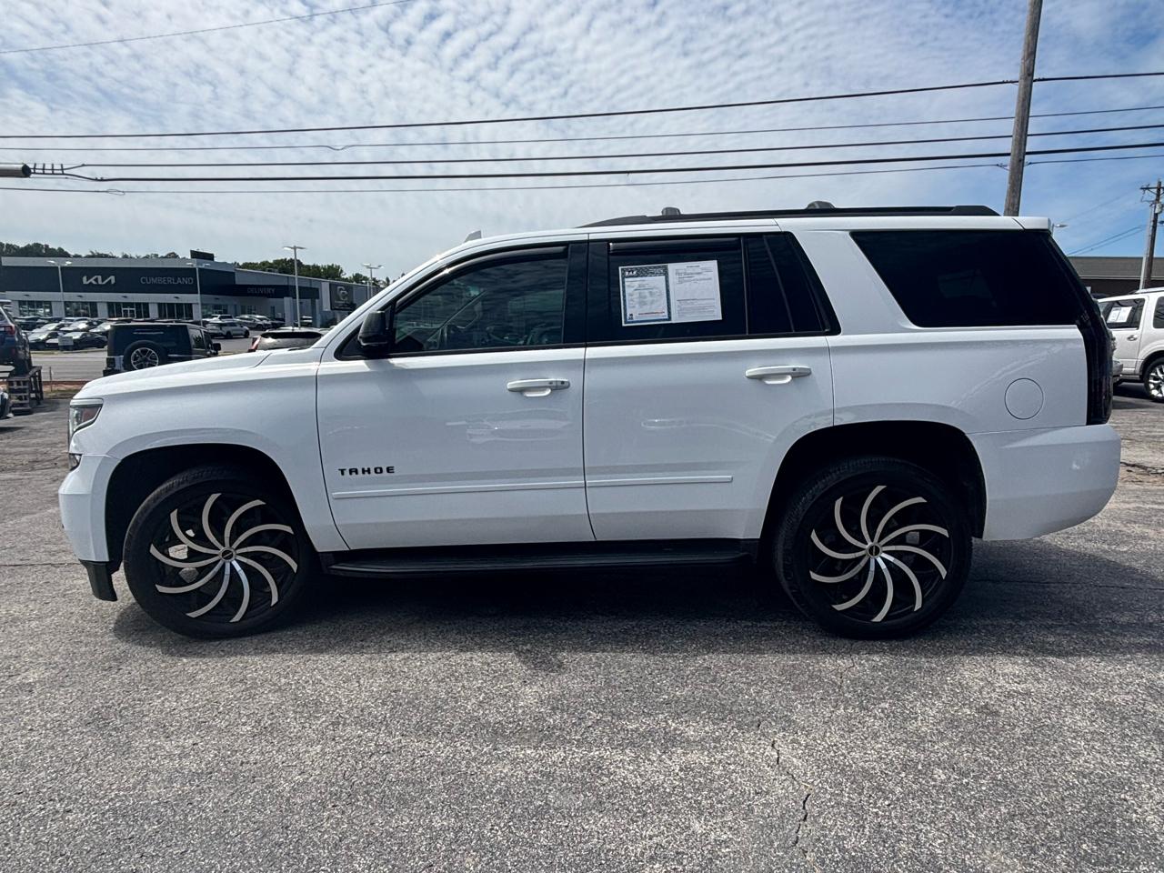 Chevrolet Tahoe 4WD 4dr Premier 2018