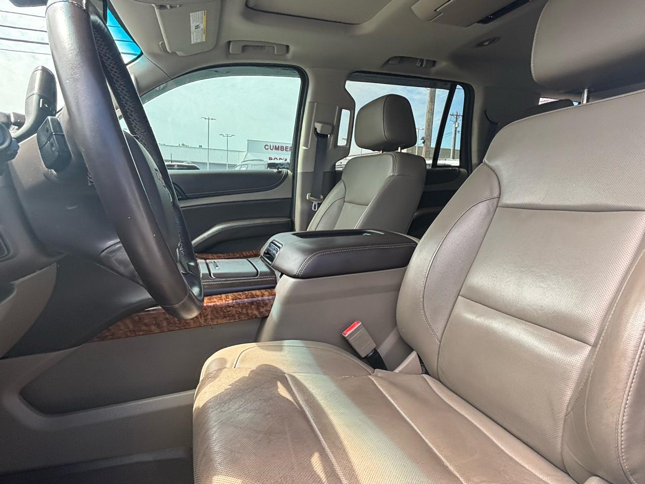 Chevrolet Tahoe 4WD 4dr Premier 2018
