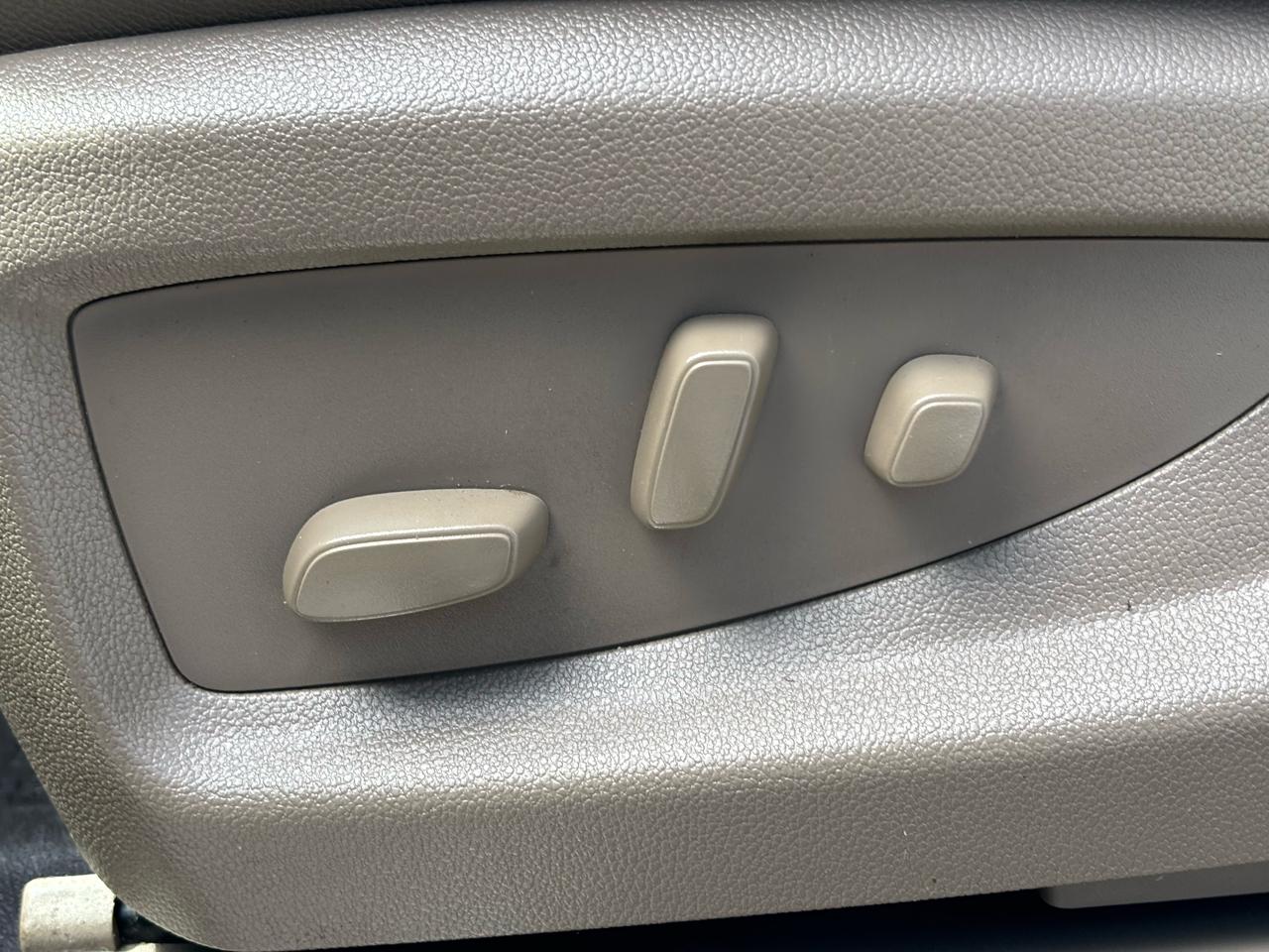 Chevrolet Tahoe 4WD 4dr Premier 2018