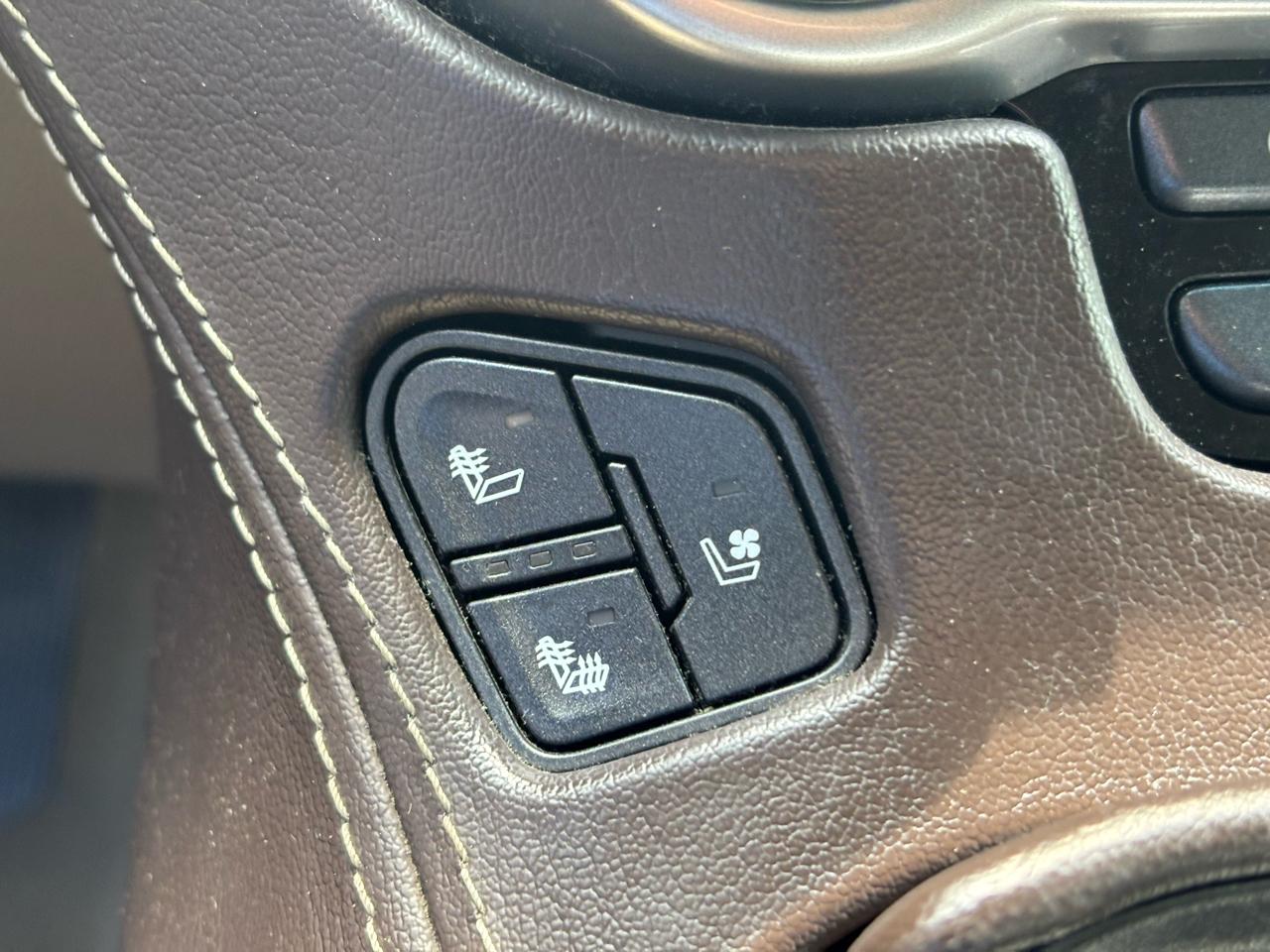 Chevrolet Tahoe 4WD 4dr Premier 2018