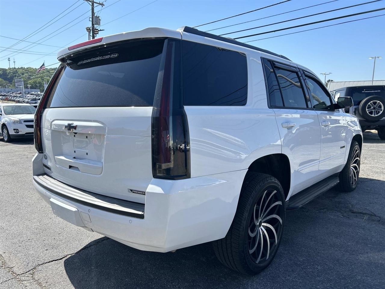 Chevrolet Tahoe 4WD 4dr Premier 2018