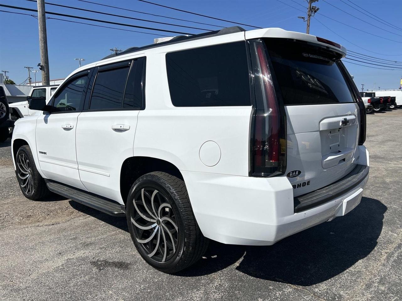 Chevrolet Tahoe 4WD 4dr Premier 2018