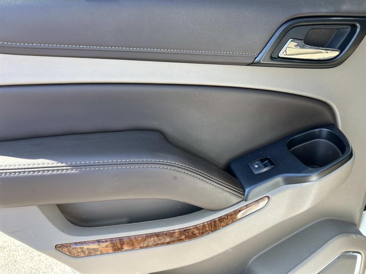 Chevrolet Tahoe 4WD 4dr Premier 2018