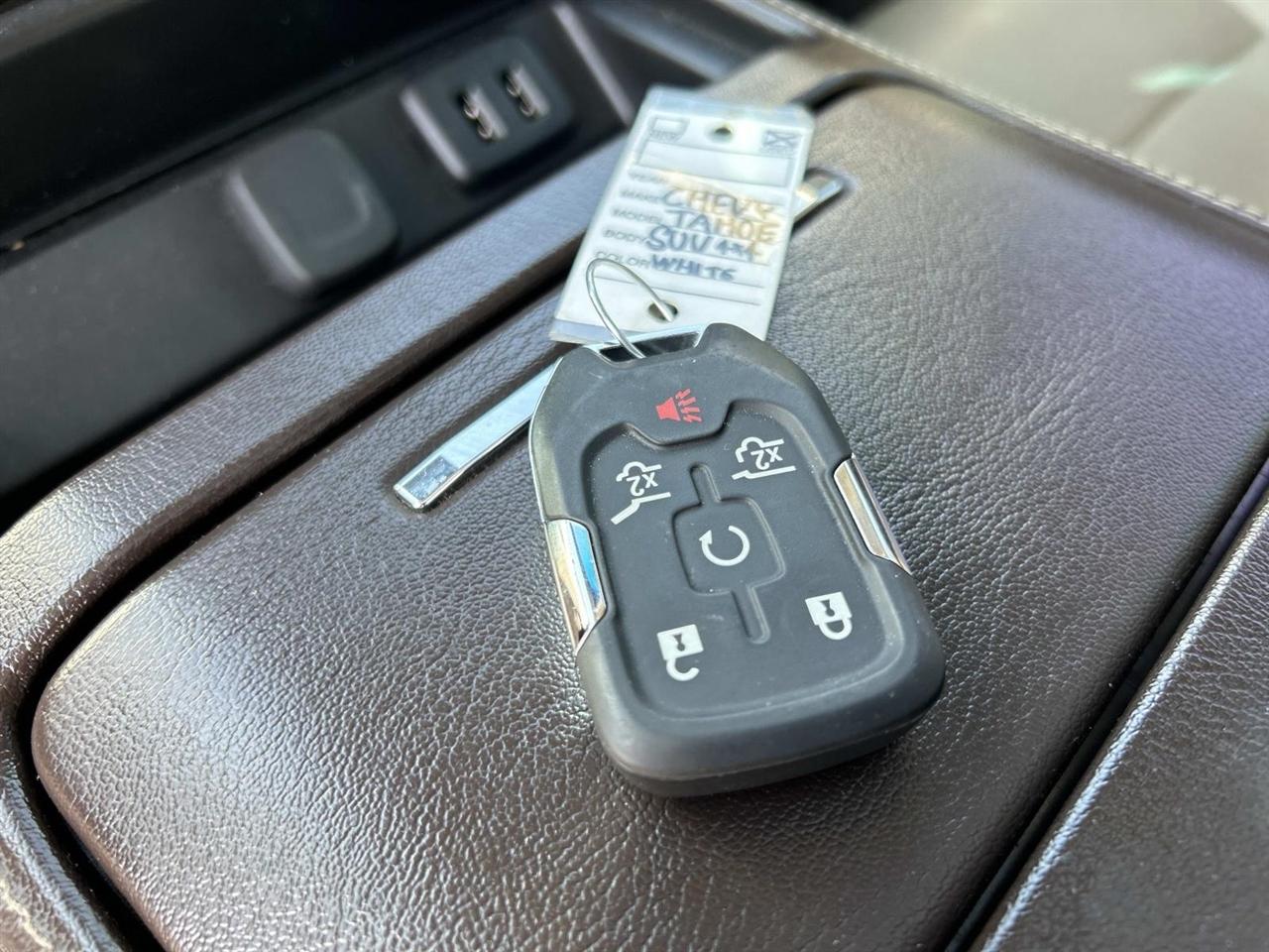 Chevrolet Tahoe 4WD 4dr Premier 2018