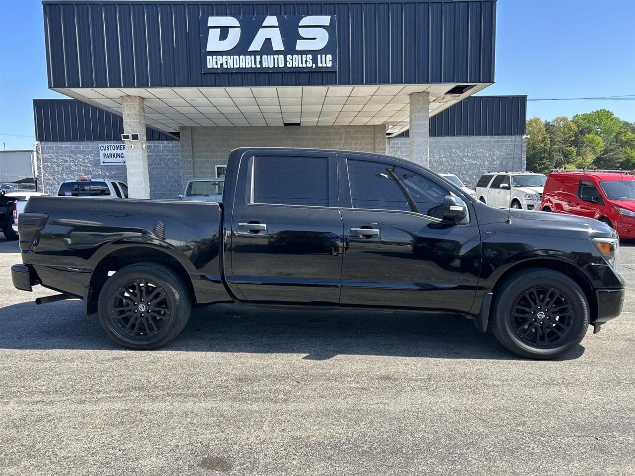 Nissan Titan 4x2 Crew Cab SV 2018