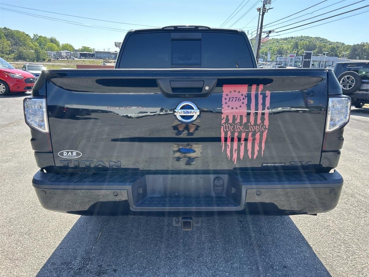 Nissan Titan 4x2 Crew Cab SV 2018