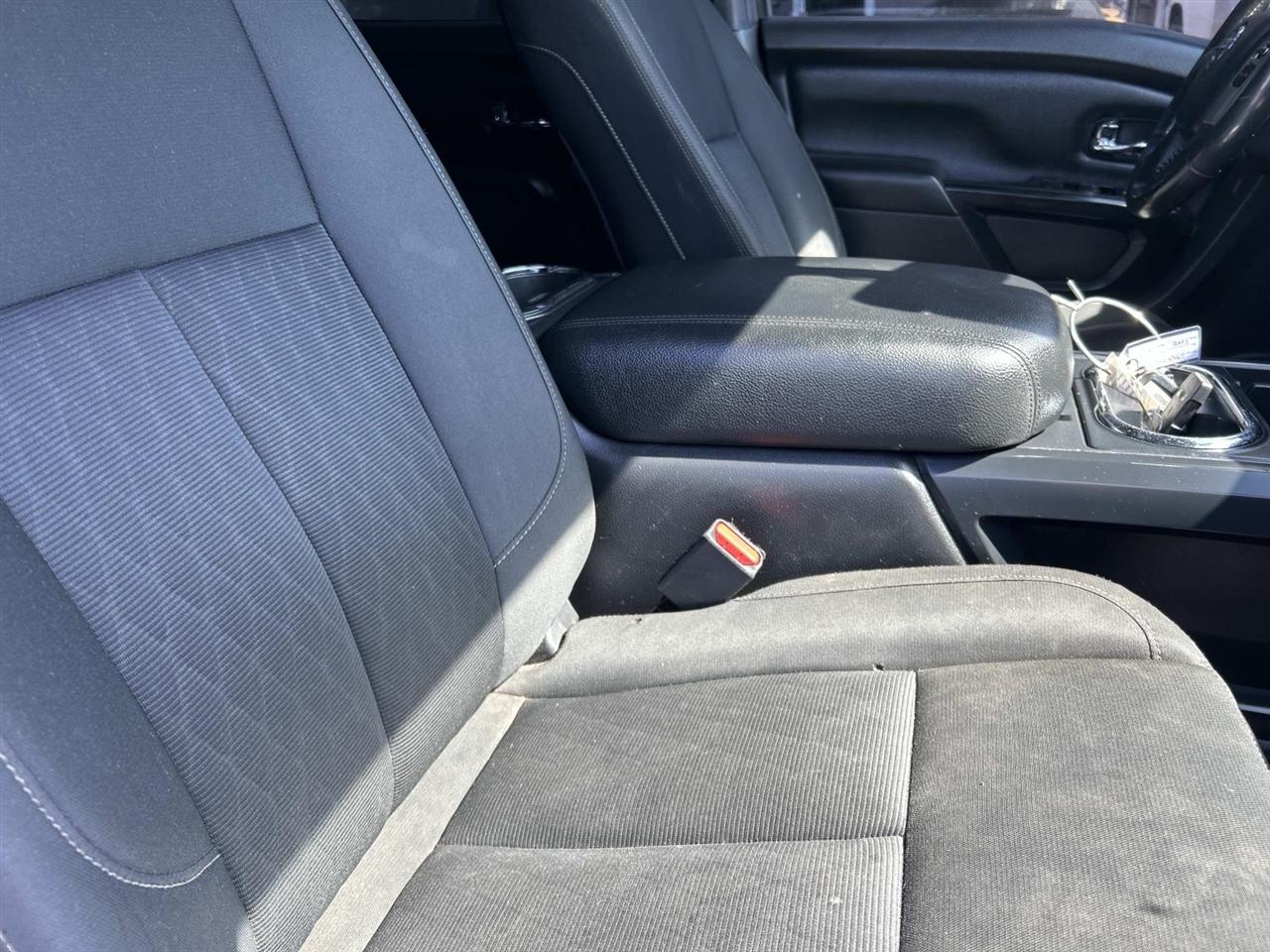 Nissan Titan 4x2 Crew Cab SV 2018