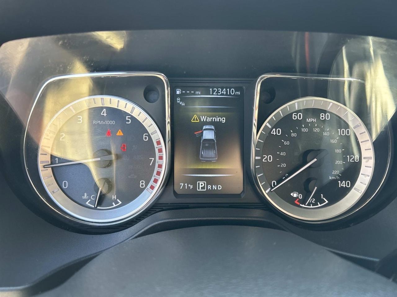 Nissan Titan 4x2 Crew Cab SV 2018